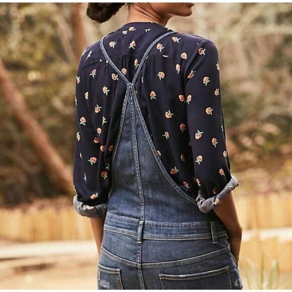 Anthropologie Kendra Dandy Dreamer Button Down Navy Blouse Size 6 EUC - Picture 3 of 9